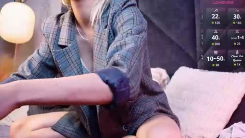 Alysia online show from 02-15-26, 07:51