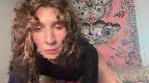 Alyssa online show from 04-29-26, 10:27