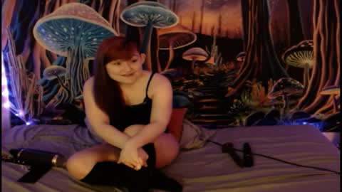 Snapshot of alyssaarcane chatting on 04-17-26, 12:02 alyssaarcane online show from 04-17-26, 12:02