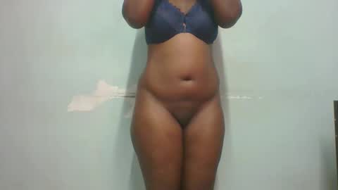 Snapshot of am_creme_delight chatting on 05-23-26, 07:40 am_creme_delight online show from 05-23-26, 07:40