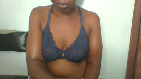 Snapshot of am_creme_delight chatting on 06-05-26, 12:22 am_creme_delight online show from 06-05-26, 12:22