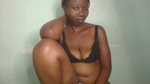 Snapshot of am_creme_delight chatting on 06-08-26, 06:03 am_creme_delight online show from 06-08-26, 06:03
