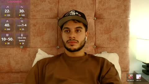 Amadeo Wild online show from 03-25-26, 03:40