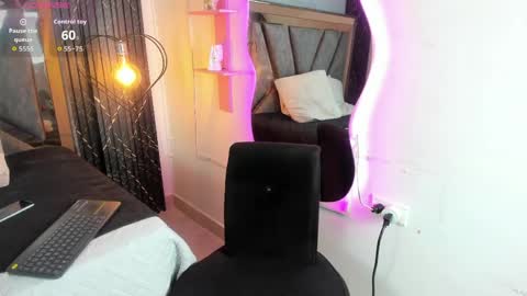 amaia_a online show from 05-31-26, 01:29