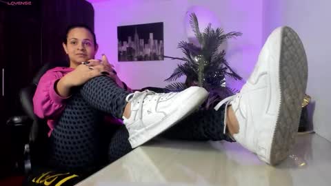 anny online show from 10-02-25, 02:18