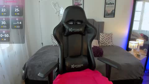 Hi Im AmaiaHelp me reach 100 likes online show from 09-13-25, 08:30