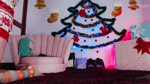 Amai  Sinclair  online show from 12-24-24, 05:05