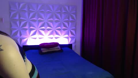 Amalett online show from 04-17-26, 11:24