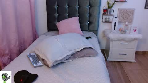 AMALIA online show from 01-03-25, 02:32