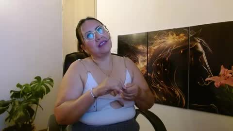 AMALIA online show from 05-04-26, 10:17