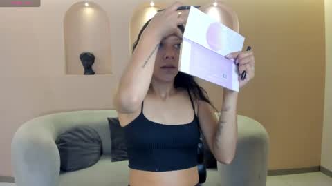 Amalia cruss online show from 07-12-26, 06:10