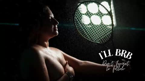 Amalia Im Back See you soon this January 7 at 10 pm Colombia time online show from 12-21-25, 07:54