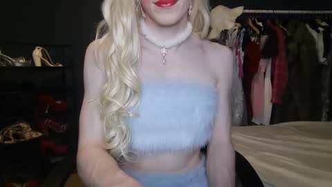 Amalie online show from 03-02-25, 05:47