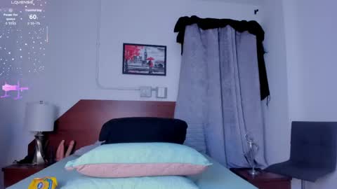 amanda29_ online show from 04-18-26, 07:07