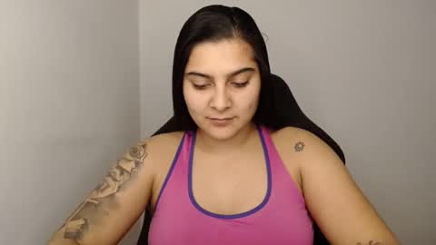 The queen of the biceps  online show from 01-26-25, 10:13