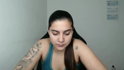 Snapshot of amanda5star chatting on 03-16-26, 10:03 The queen of the biceps online show from 03-16-26, 10:03