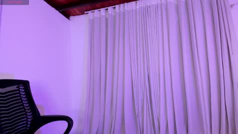 Luisa online show from 05-29-26, 01:25