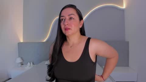 amanda_benz_ online show from 06-02-26, 11:34
