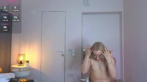 Snapshot of amanda_butlerr chatting on 06-03-26, 02:33 Hi im Amanda online show from 06-03-26, 02:33