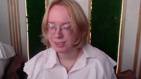 Hi im Amanda online show from 06-18-26, 12:09