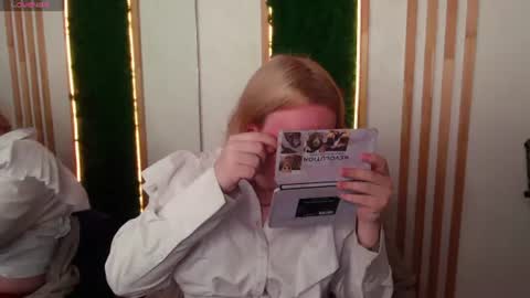 Hi im Amanda online show from 06-26-26, 02:43