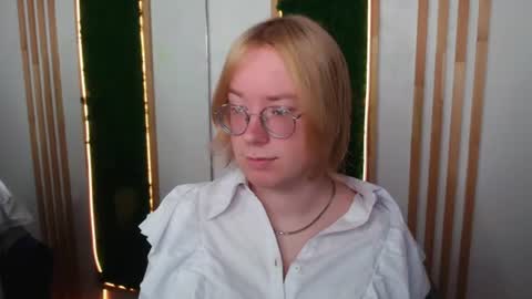 Hi im Amanda online show from 07-03-26, 12:22