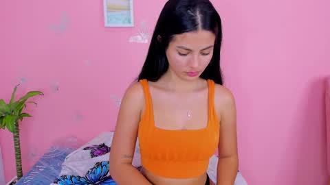 Thalia online show from 12-24-24, 04:55