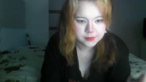 Snapshot of amanda_mia chatting on 07-01-26, 05:12 amanda_mia online show from 07-01-26, 05:12