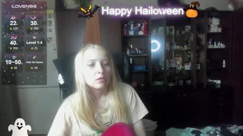 Snapshot of amanda_sherr chatting on 10-30-25, 04:08 Amanda online show from 10-30-25, 04:08