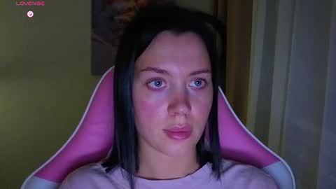 Snapshot of amandaarose chatting on 06-17-26, 06:42 Amanda Rose online show from 06-17-26, 06:42