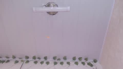 amandacanelacm101 online show from 11-28-25, 05:32