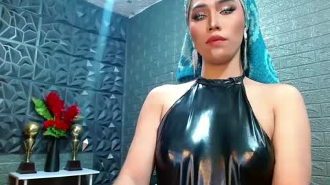 amandaleon online show from 01-07-25, 07:42