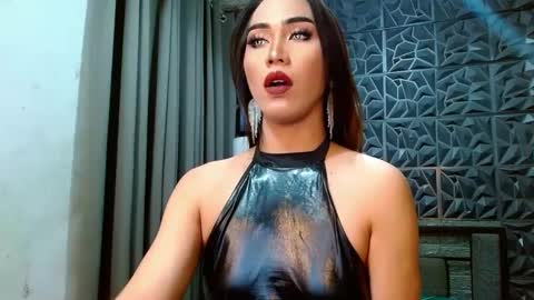 amandaleon online show from 01-30-25, 01:42