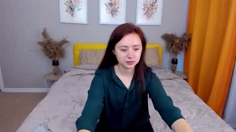 amandalorey online show from 11-11-25, 08:03