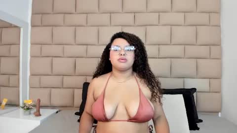 Snapshot of amandanapoles chatting on 07-28-26, 08:52 online show from 07-28-26, 08:52