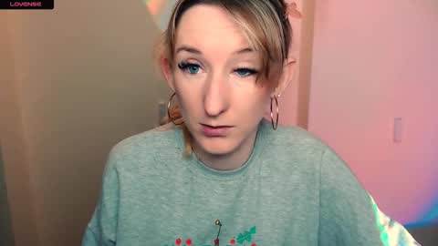 Amanda online show from 10-18-25, 07:42