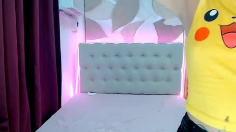 Snapshot of amandavictoria444 chatting on 05-17-26, 08:27 AMANDA online show from 05-17-26, 08:27