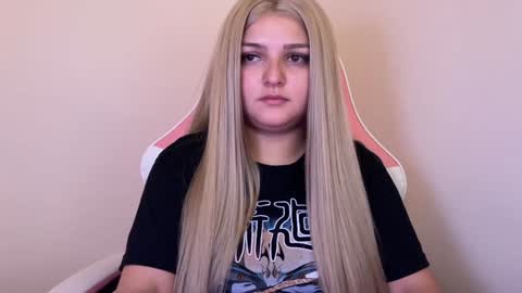 Amandha online show from 02-05-25, 06:37