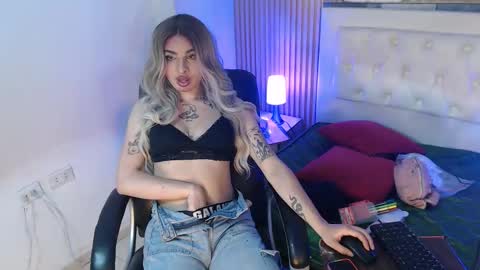 amapola_hs online show from 10-14-25, 11:16