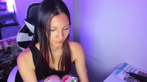 Liz online show from 05-14-26, 03:02