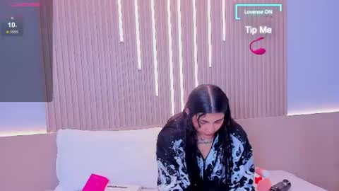      online show from 07-23-26, 03:26