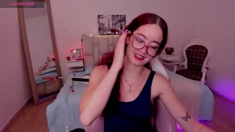 Snapshot of amaraa_couper1 chatting on 02-14-26, 04:09 amaraa_couper1 online show from 02-14-26, 04:09