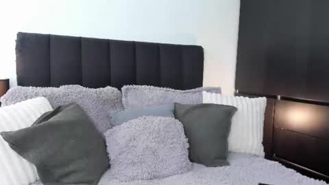 Amara online show from 06-19-26, 08:45