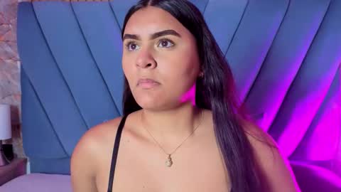 amarahanks_ online show from 11-05-25, 11:32