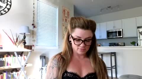 Snapshot of amarajezebel chatting on 09-23-25, 12:13 Amara Jezebel online show from 09-23-25, 12:13
