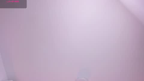 Snapshot of amaralewis chatting on 07-09-26, 01:26 AMARA online show from 07-09-26, 01:26