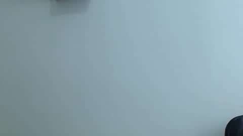 Snapshot of amaranta_f00x chatting on 12-17-24, 01:50 Amaranta online show from 12-17-24, 01:50