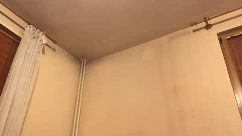 Snapshot of amaranther chatting on 12-16-25, 06:57 Amaranther online show from 12-16-25, 06:57