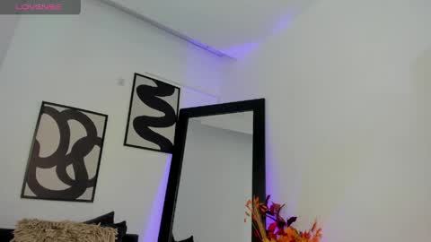    online show from 04-11-26, 08:02