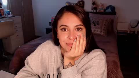 Mila  online show from 02-26-26, 03:27